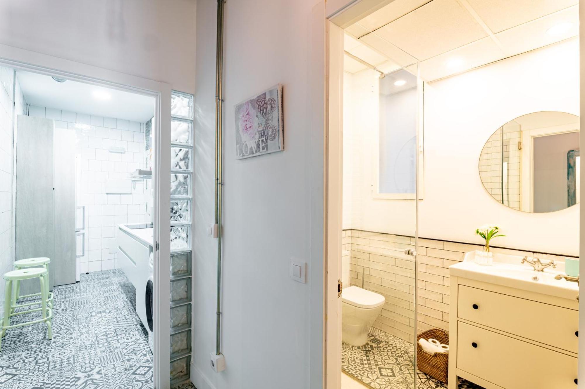 Vintage Apartment Near Puerta Del Sol Madrid Eksteriør billede