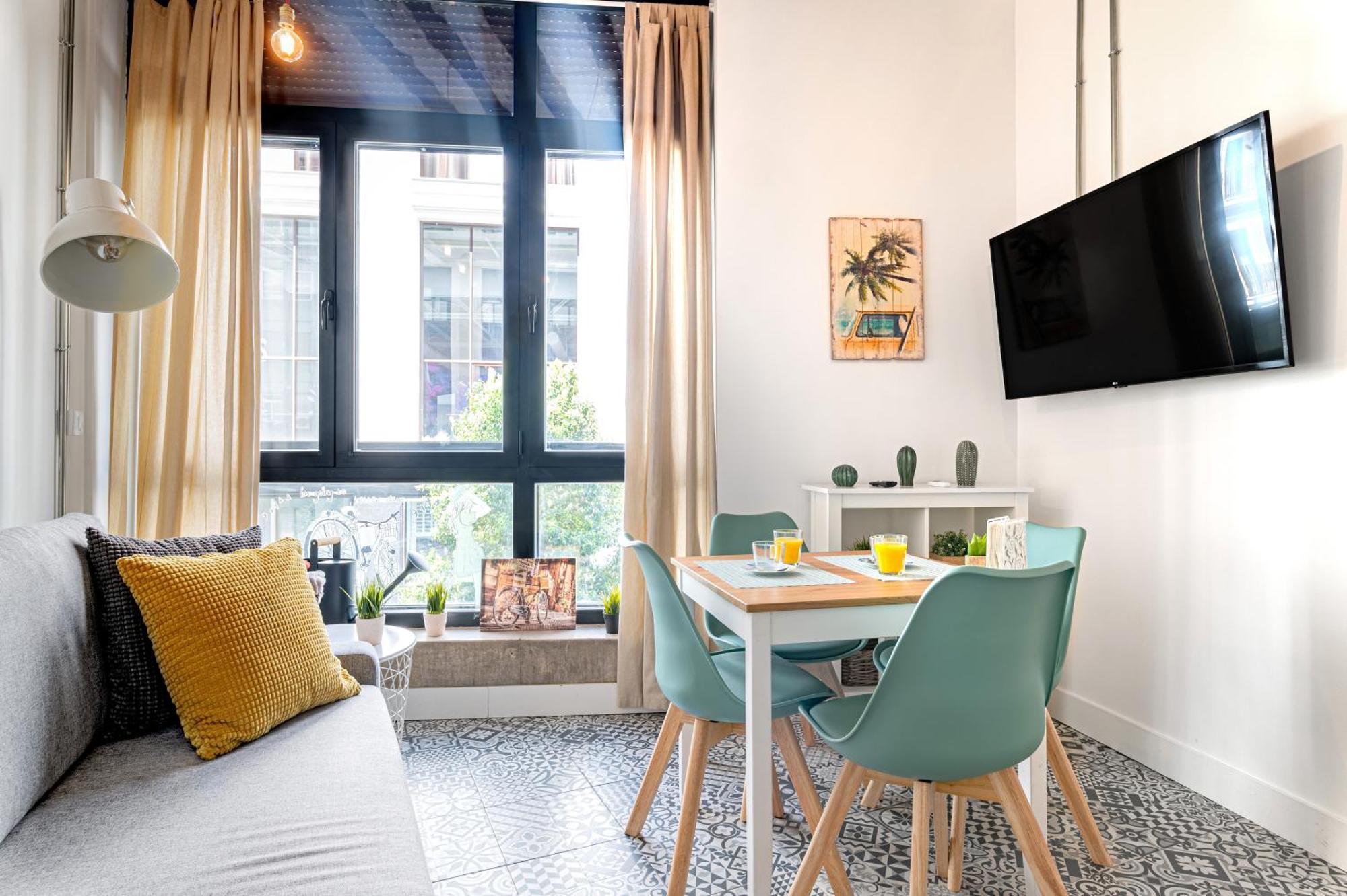 Vintage Apartment Near Puerta Del Sol Madrid Eksteriør billede